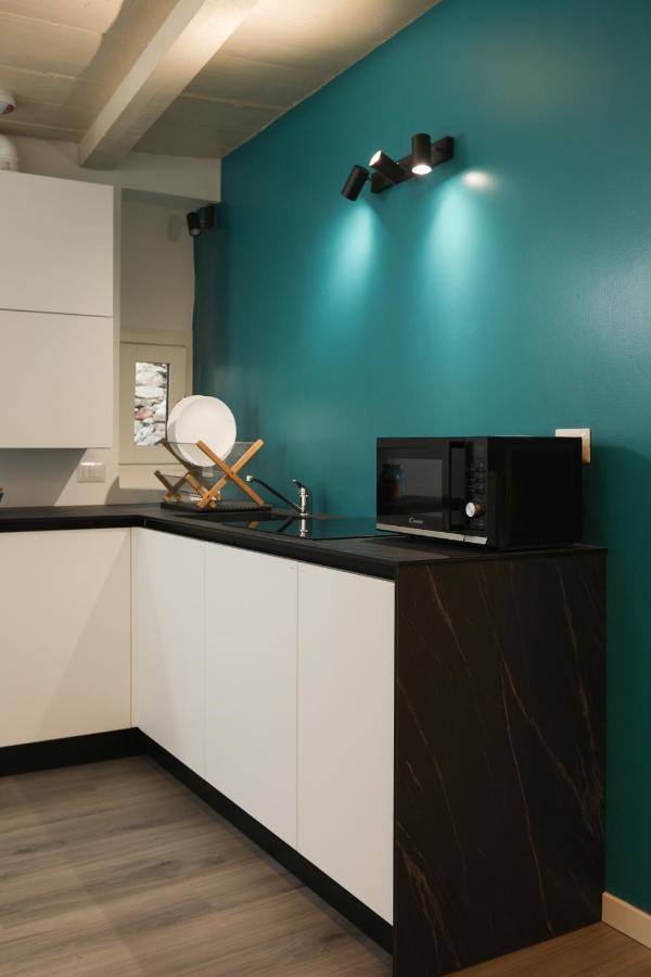 Blue Sapphire Como Cozy Flat In Center Of City Apartment Exterior photo