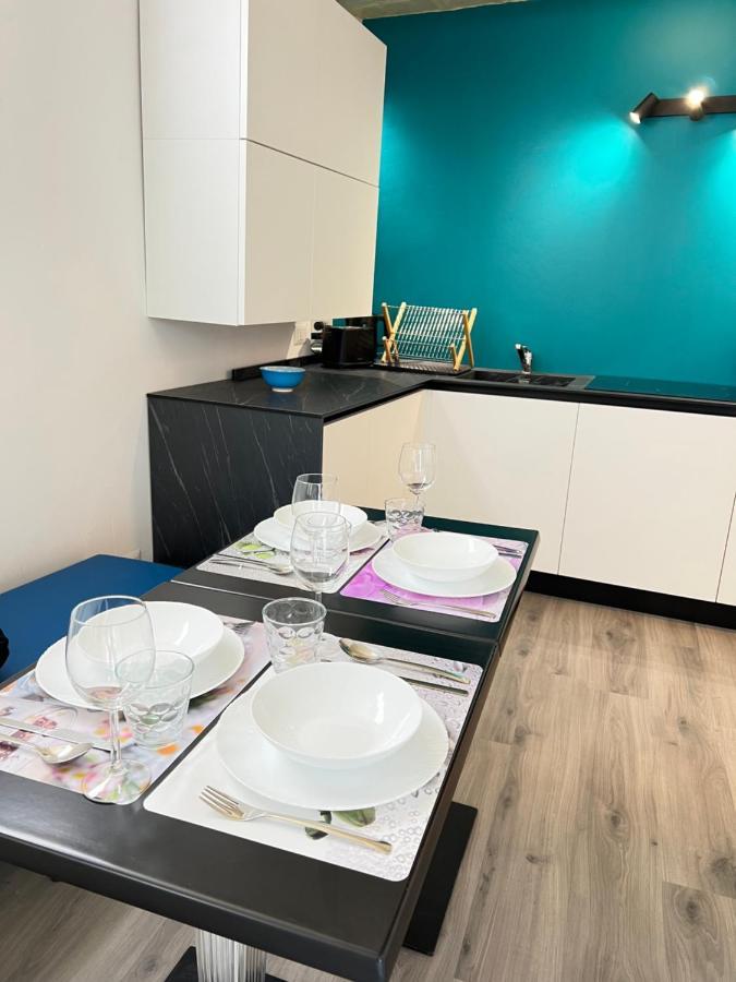 Blue Sapphire Como Cozy Flat In Center Of City Apartment Exterior photo